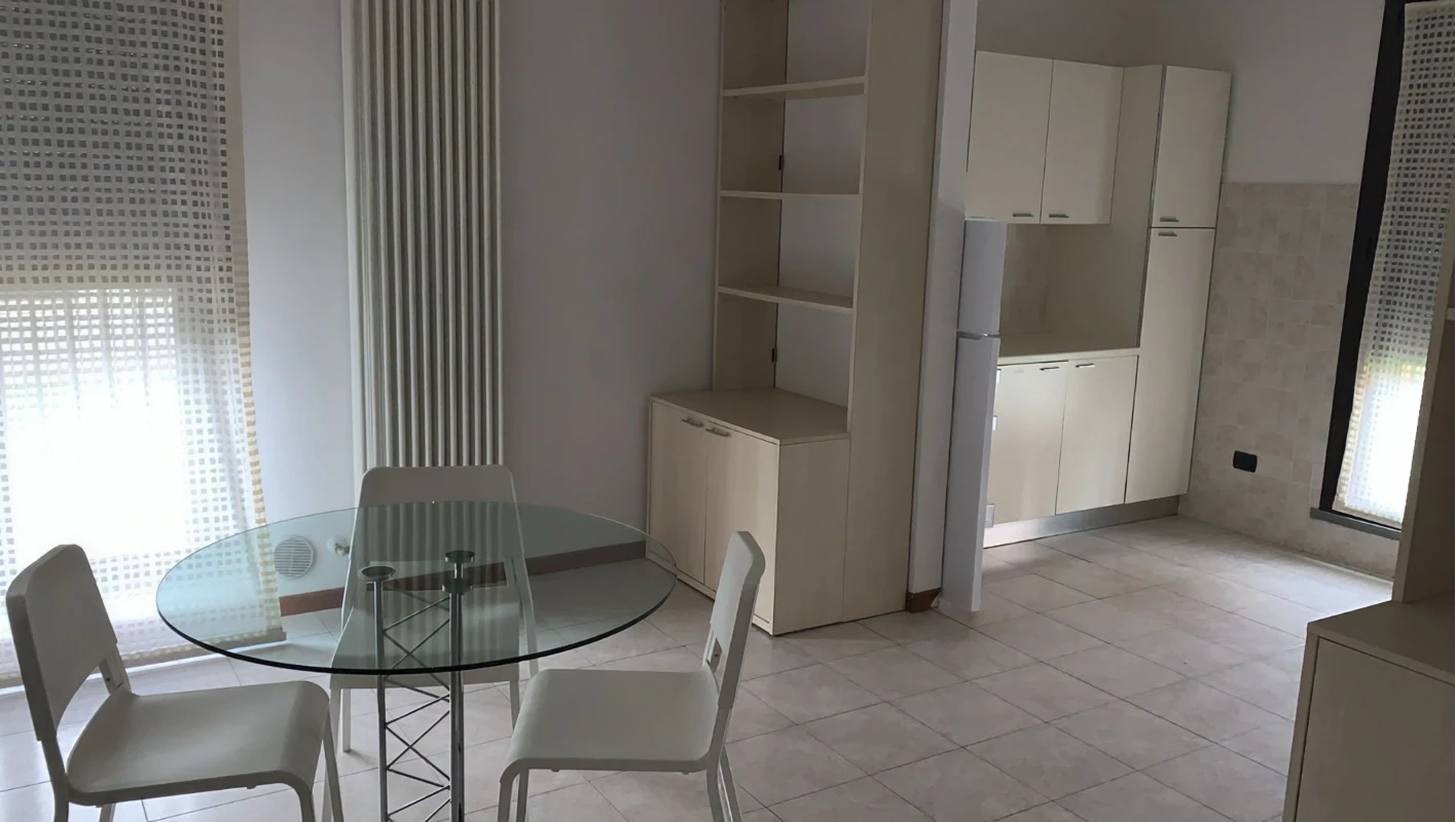 Foto della salta stile bianco light